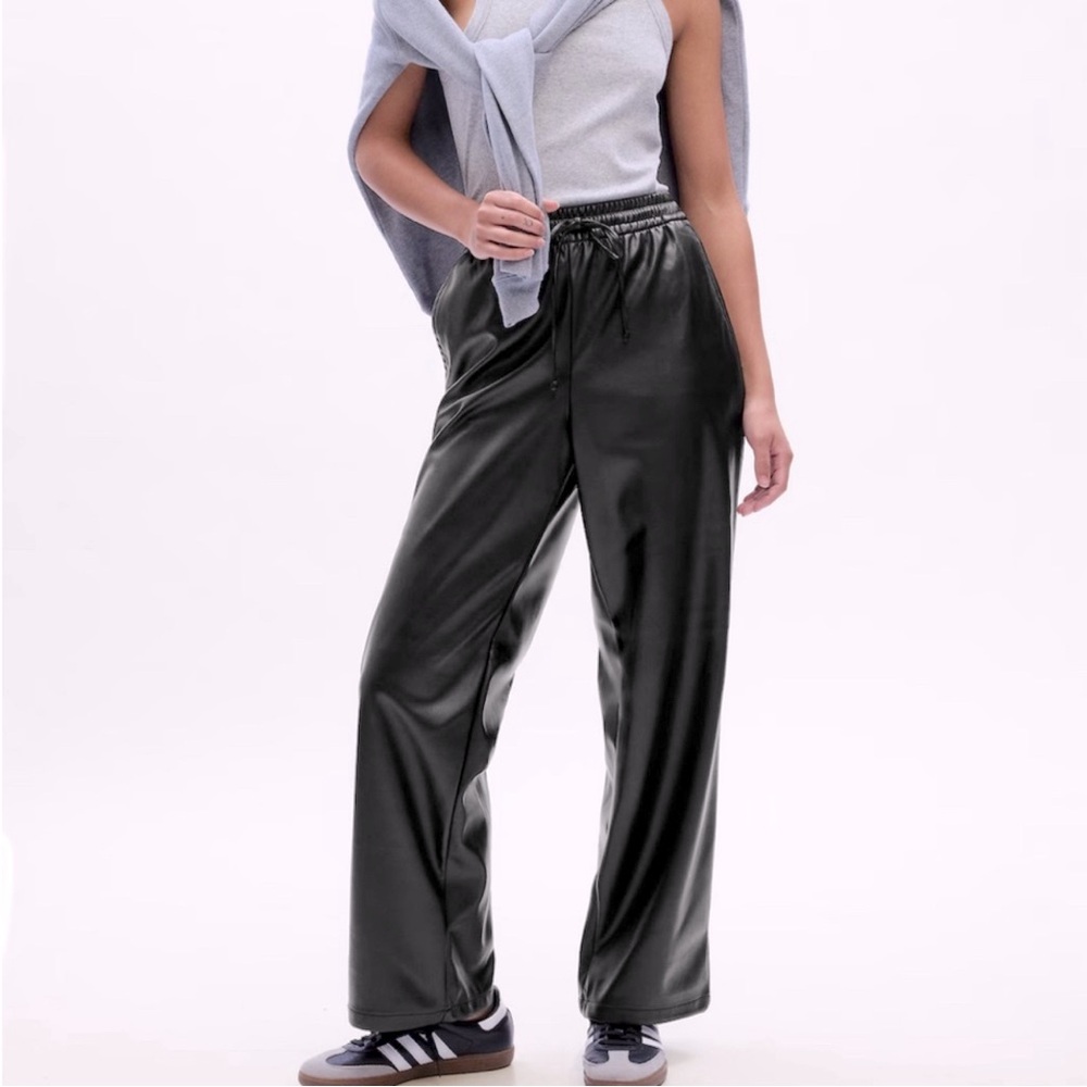 Faux Leather Mid-Rise Black Pants